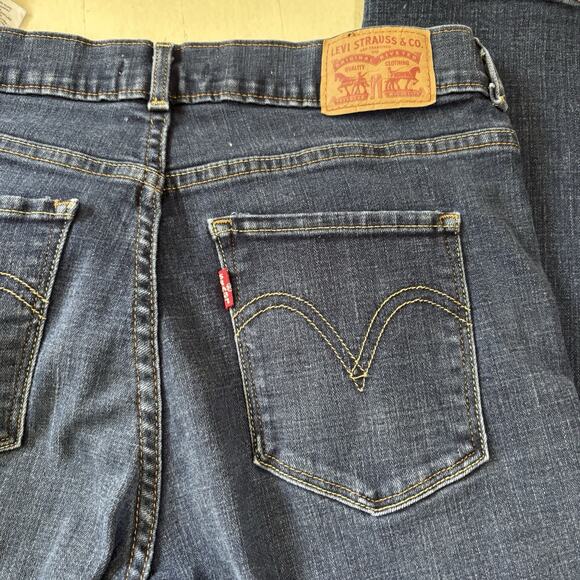 Levi’s Women’s Size 10M Classic Bootcut Jeans Blue - Picture 7 of 8